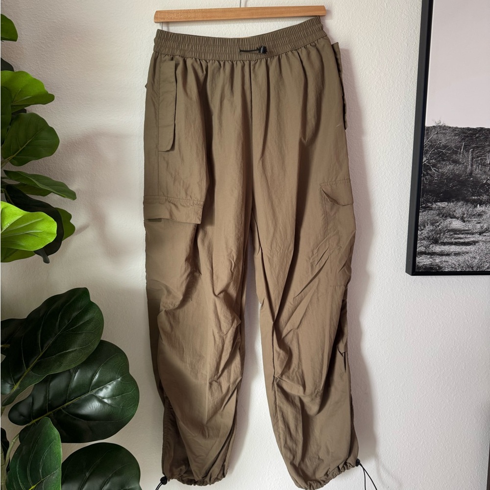 Women’s lightweight Cargo Track Pants - Olive